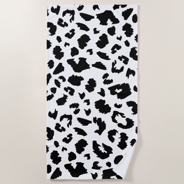 Customisable leopard print beach towel (Front)
