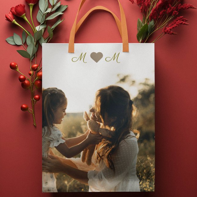 Customisable Mother's Day Gift Bag  (Creator Uploaded)