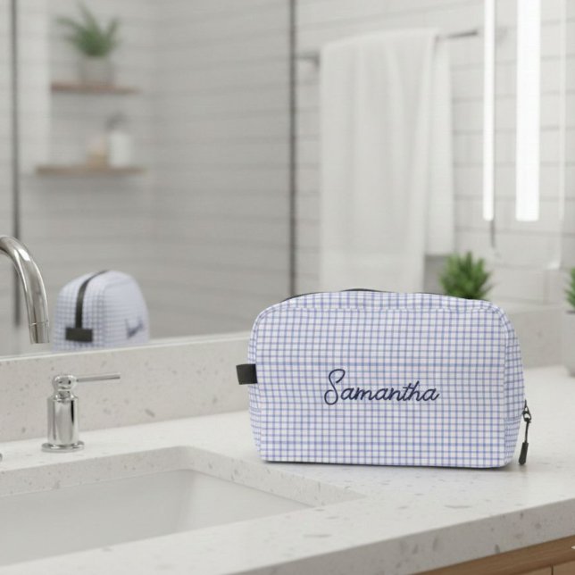 Customized beauty case with initials, makeup bag (Creator Uploaded)