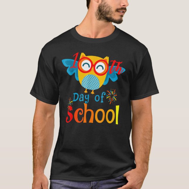 Cute 100Th Day Of School Owl  100 Days Teacher T-Shirt (Front)
