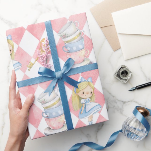 Cute Alice in Wonderland Gift Wrapping Paper (Gifting)