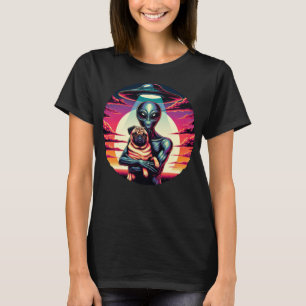 Cute Alien Pug Friendship Funny Vintage Sunset UFO T-Shirt