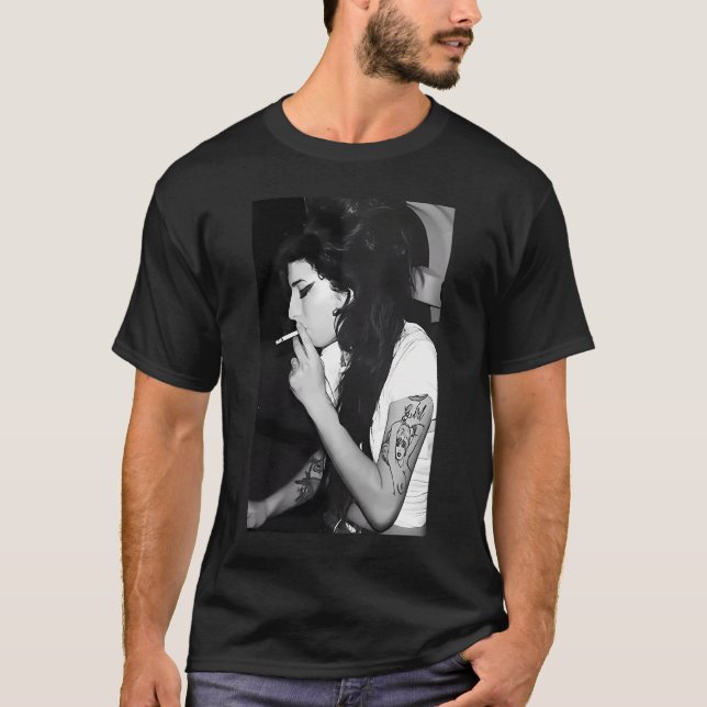 Cute Amy Smoking Poster  T-Shirt (Front)