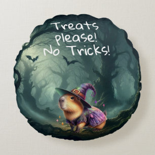 Cute and Witchy Halloween Capybara Round Cushion