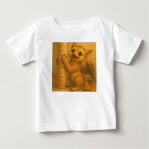 Cute baby big eye gryphon scratching post fantasy T-Shirt