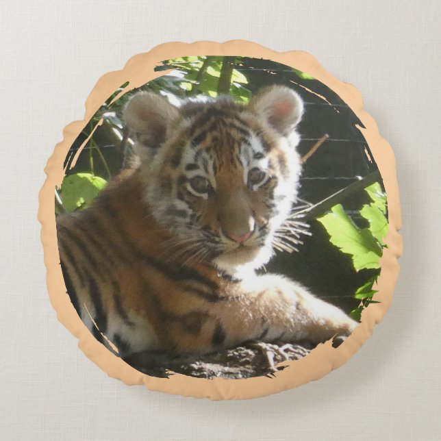 Cute Baby Tiger Round Pillow (Front)