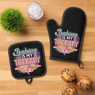 Cute baking therapy word art oven mitt & pot holder set