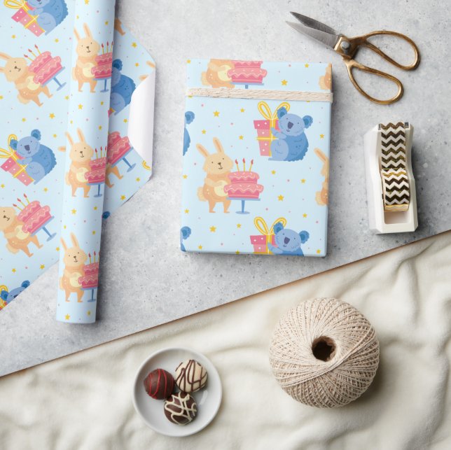 Cute Birthday Animals Wrapping Paper (Crafts)
