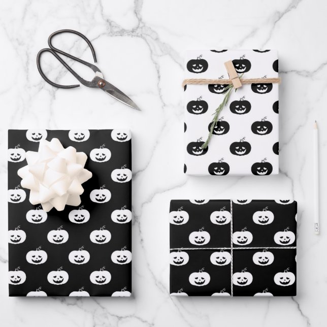 Cute Black And White Pumpkin Halloween Pattern Wrapping Paper Sheet (Front)