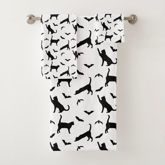 Cute Black Cats And Bats Pattern Halloween Bath Towel Set (Insitu)