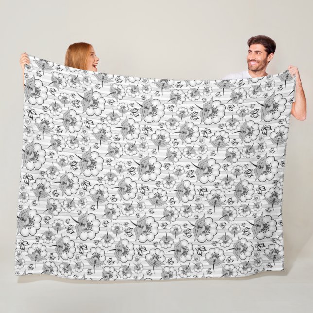 Cute black white seamless flowers patterns fleece blanket (In Situ)