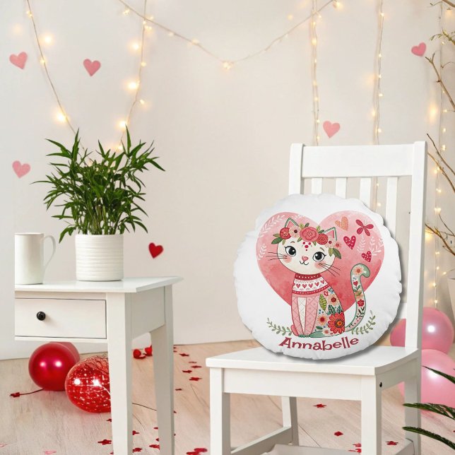  Cute Boho Valentine Cat Round Cushion (Creator Uploaded)