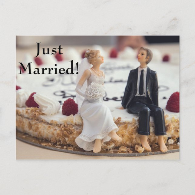 Cute Bride & Groom On White Cake Announcement Postcard (Front)