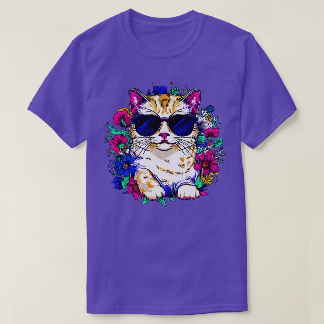 Cute British cat and beautiful flowers T-Shirt (Design Front)