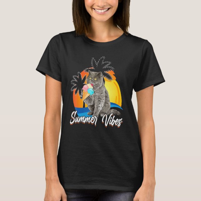 Cute British Shorthair Cat Eat Ice Cream Cone Summ T-Shirt (Front)