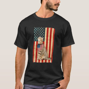 Cute Cat 4th Of July Patriotic American Flag Vint T-Shirt