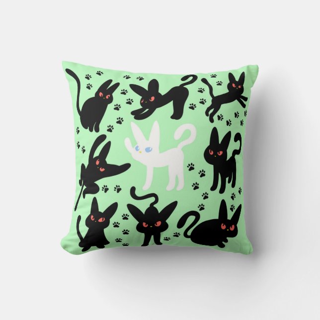 Cute cat cushion (Front)