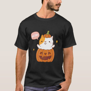 Cute Cat In Carved Pumpkin Halloween Funny Men Wom T-Shirt