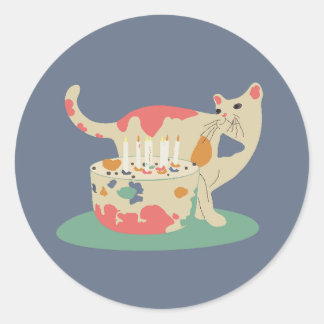 Cute cat near the celebrated cake classic round sticker