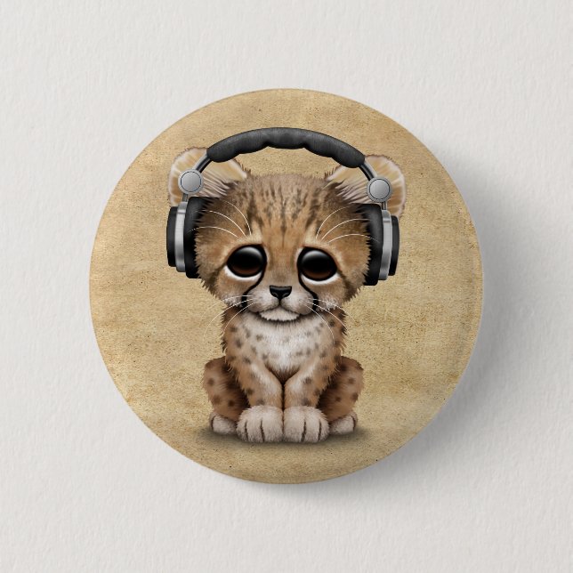 Cute Cheetah Cub Dj Wearing Headphones 6 Cm Round Badge (Front)