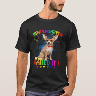 Cute Chihuahua Graduation Class Of 22 Kindergarten T-Shirt