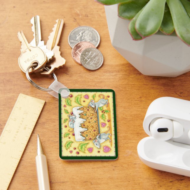 Cute Christmas Mice Carrying a Fruit Cake Dessert Key Ring (Desk)