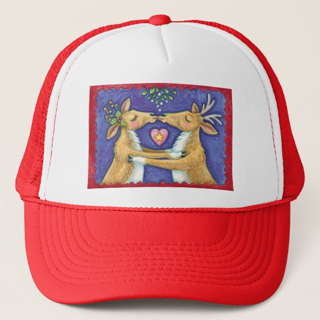 Cute Christmas Reindeer, Romantic Kiss w Mistletoe Trucker Hat (Front)
