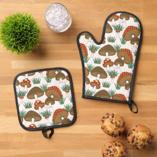 Cute colourful mushroom country design oven mitt & pot holder set