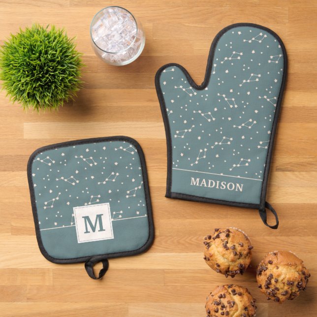 Cute Constellation Sky Pattern Oven Mitt & Pot Holder Set (Top Down)