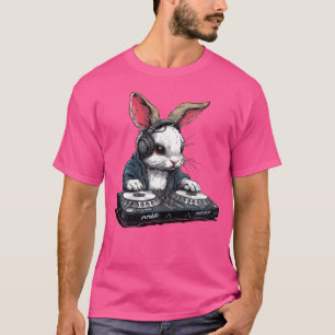 Cute Cool Rap Funny Hip Hop Rabbit Dj. Playing Tur T-Shirt