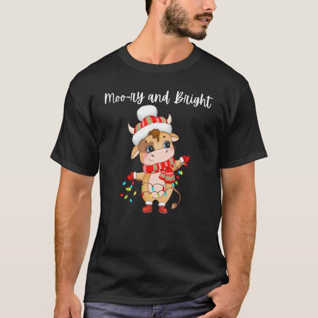Cute Cow Moo ry And Bright Merry Christmas T-Shirt (Front)