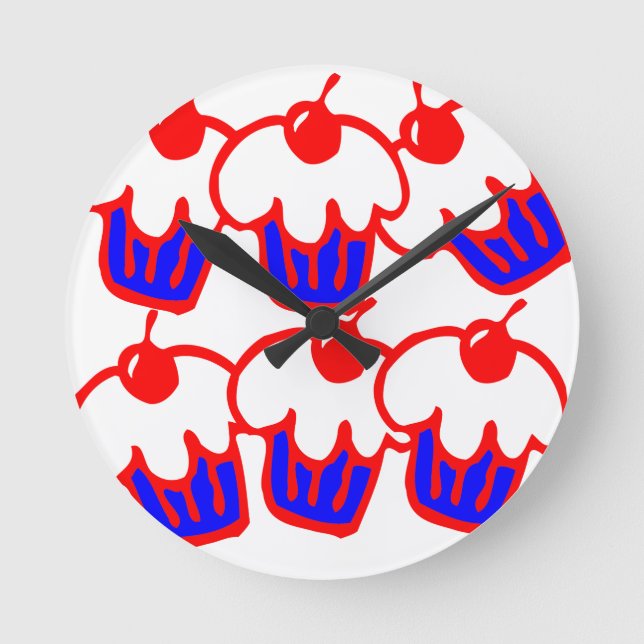cute cupcake round clock (Front)