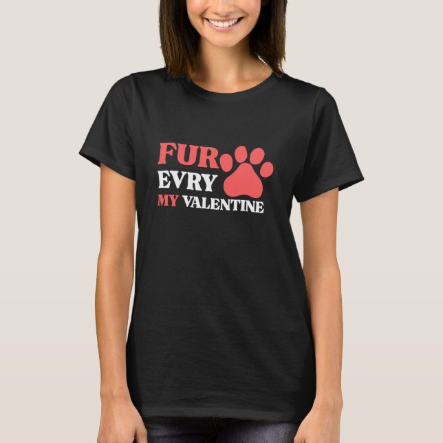 Cute Dog Paw Valentine Design for Pet Lovers T-Shirt (Front)