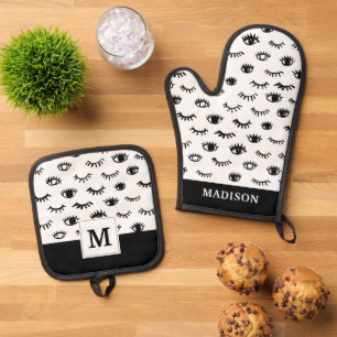 Cute Doodle Eyelash Pattern Oven Mitt & Pot Holder Set