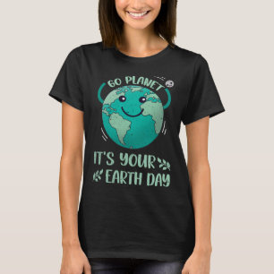 Cute Earth Day Shirt Happy Earth Day 2025 Go Plane