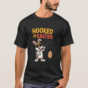 Cute Easter Bunny Fishing catching Eggs Fun Holida T-Shirt