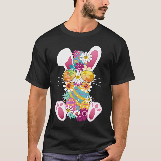 Cute Easter Rabbit Dye Eggs Daises & Sunglasses  1 T-Shirt (Front)