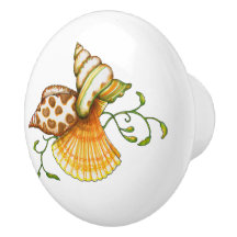 Cute Elegant Stylish Seashells Motif Pattern