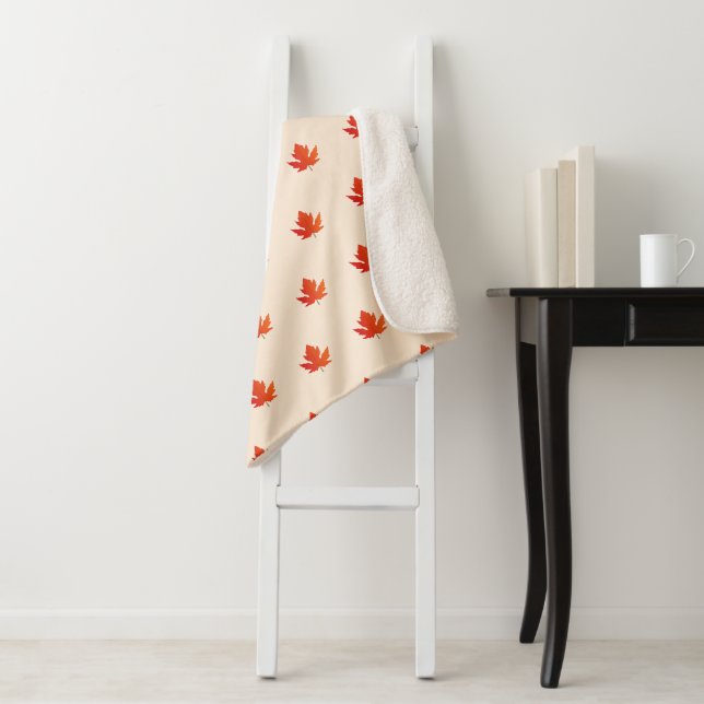 Cute Fall Maple Leaf Pattern Kawaii Sherpa Blanket (In Situ)