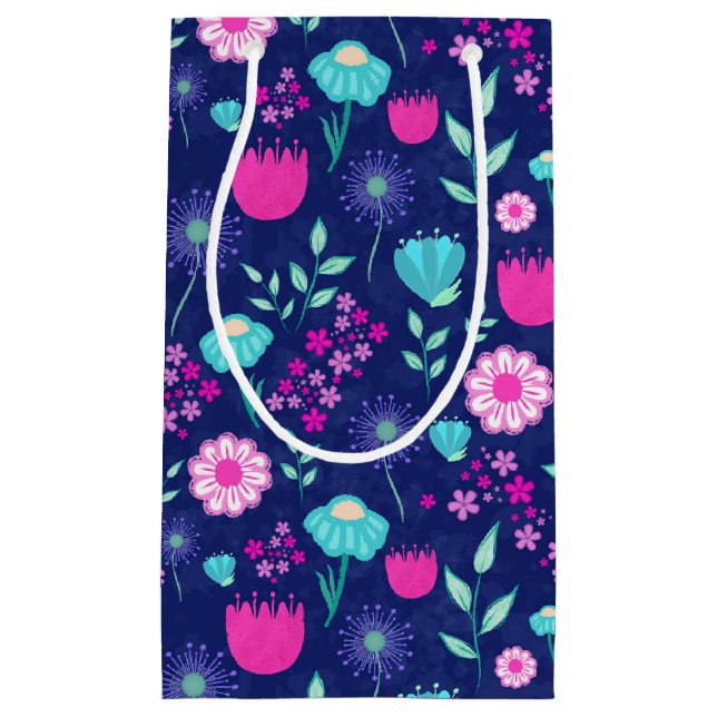 Cute floral pattern background small gift bag (Front)