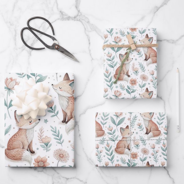 Cute Fox Wrapping Paper (Front)