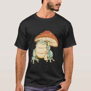 Cute Frog Mushroom Hat Cottagecore Aesthetic Illus T-Shirt