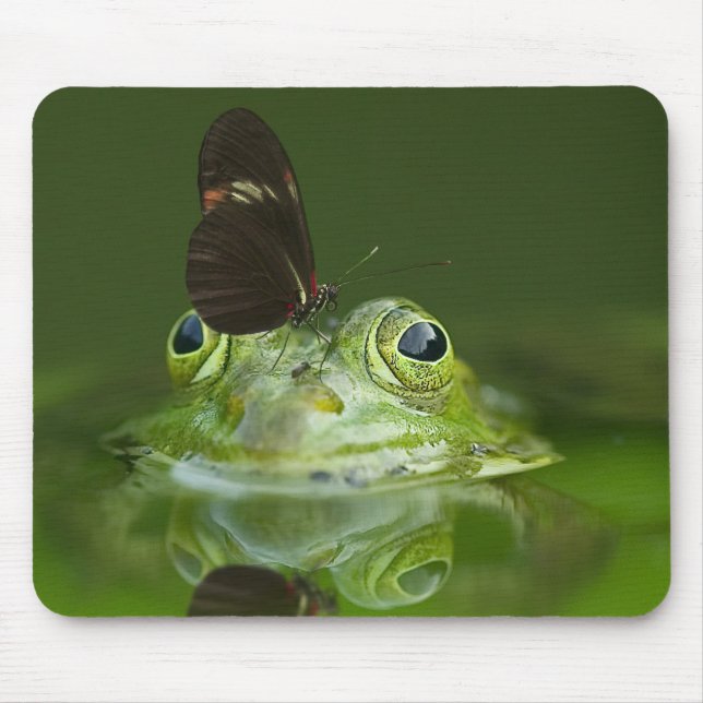 Cute frog with a Butterfly on his nose Mouse Mat (Front)