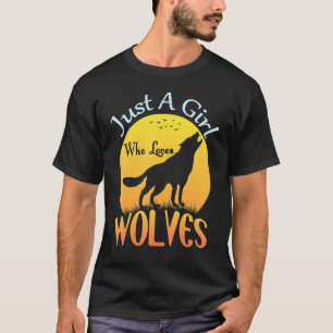 Cute Full Moon Wolf Just A Girl Who Loves Wolv T-Shirt