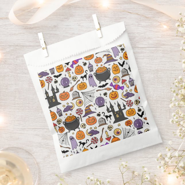 Cute, Funny and Scary Halloween  Favour Bags (Clipped)