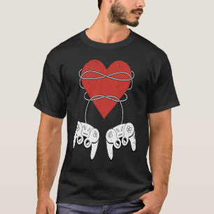 Cute Gaming Gamer Heart Video game Controller Vale T-Shirt