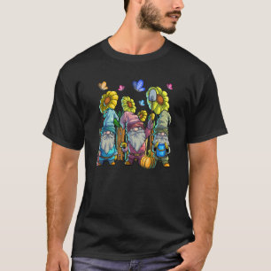 Cute Garden Gnomes with Butterfly Sunflowers Garde T-Shirt