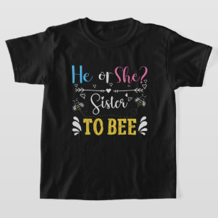 Cute gender reveal Sister bee word art T-Shirt