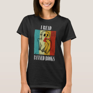 Cute Ghost I Read Banned Books Retro Vintage Distr T-Shirt