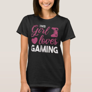 Cute Girl Loves Gaming Pink Heart Gamer Design T-Shirt